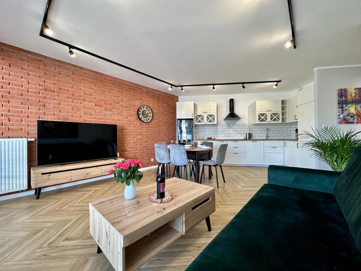 Apartament Ukiel No9 Z Prywatnym Dostepem Do Jeziora I Silownia Olsztyn  Kültér fotó