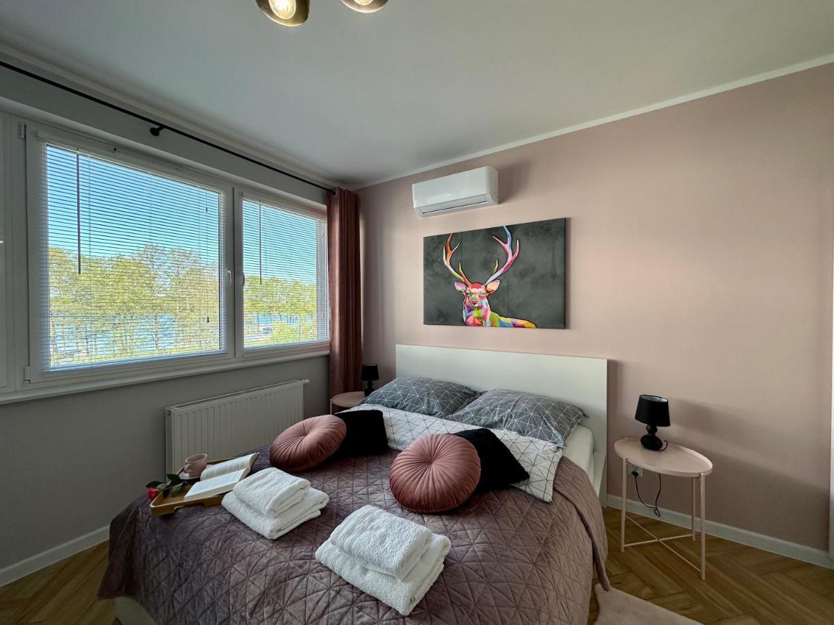 Apartament Ukiel No9 Z Prywatnym Dostepem Do Jeziora I Silownia Olsztyn  Kültér fotó